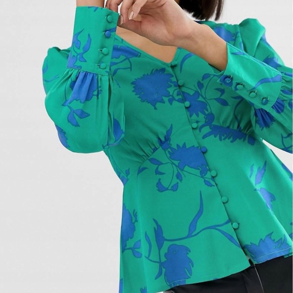 NWOT Vivid floral patterned blouse XS - Picture 9 of 9